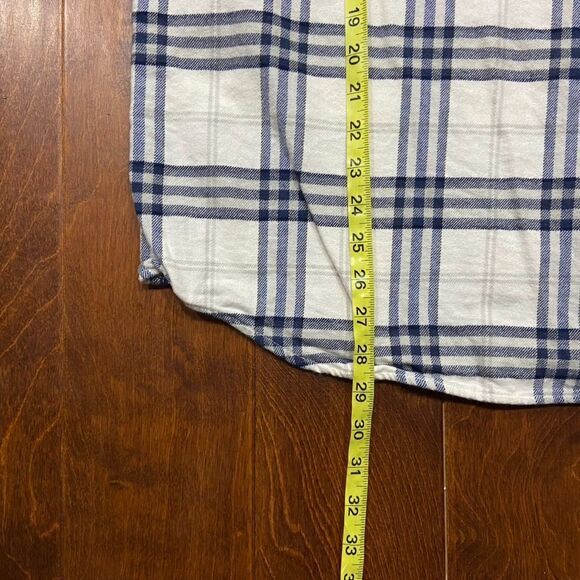 American Eagle Outfitters Vtg Cream Navy Button Front Flannel Shirt Men's Large - Picture 8 of 8